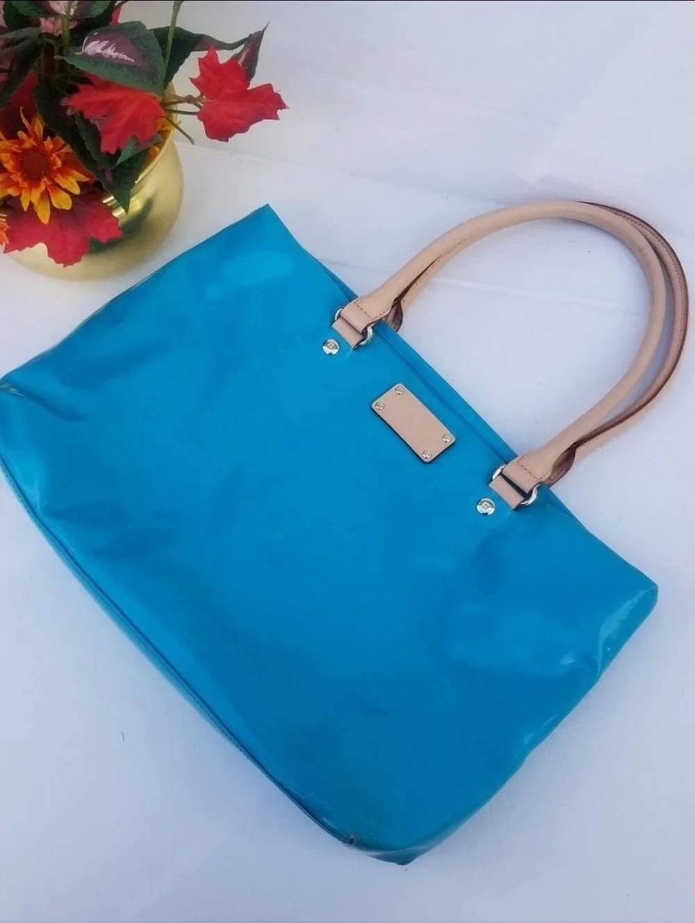 Kate Spade Turquoise Patent Tote Bag Beige Handles Fair Condition